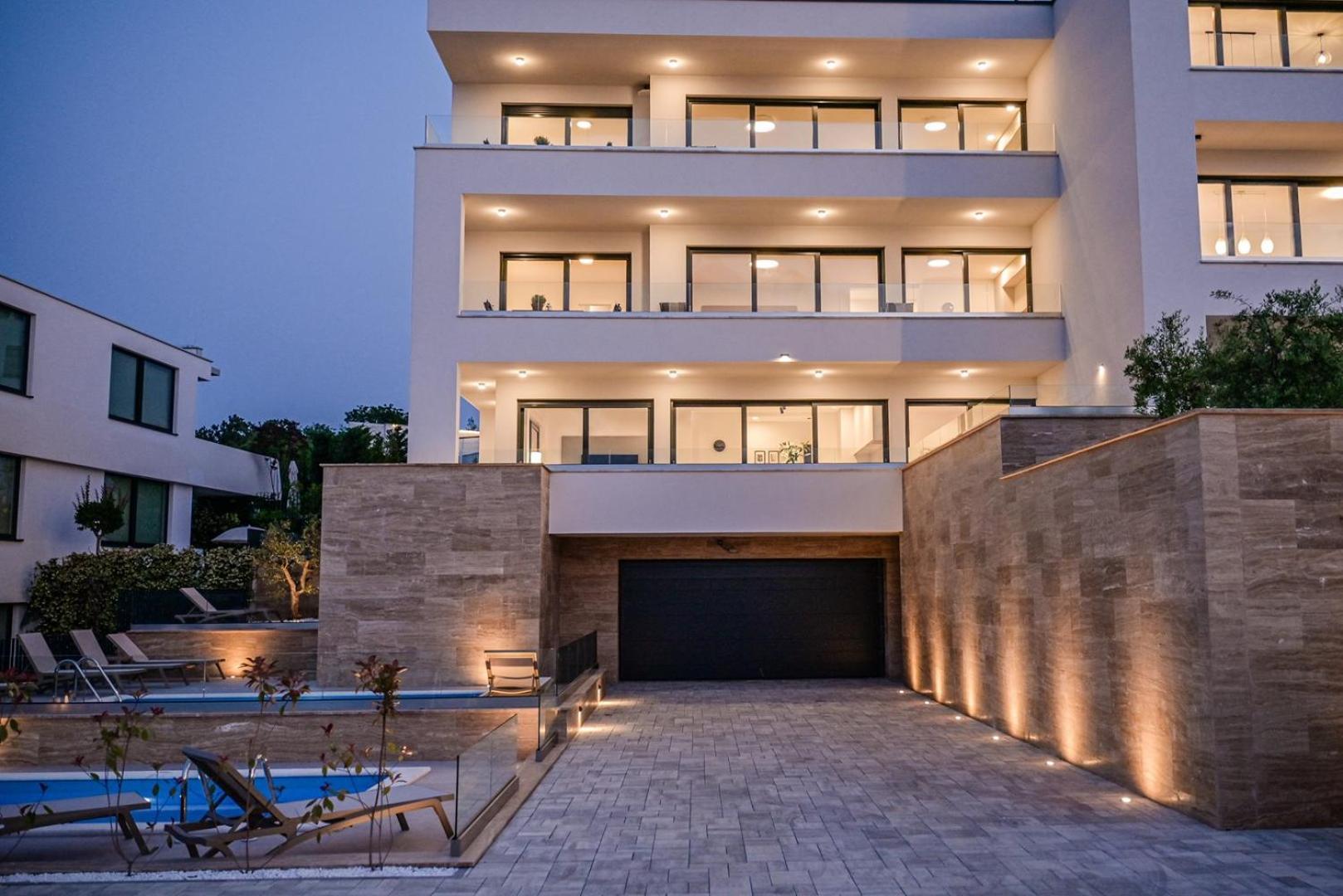 Apartments Sea & Stone Malinska Exterior photo